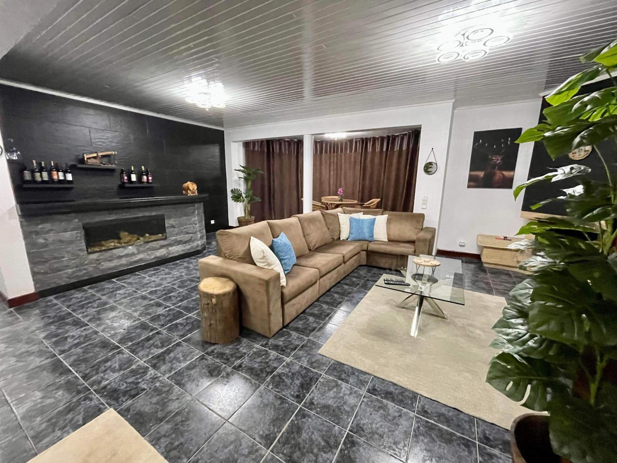 Villa Hollywood *